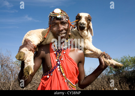 Dans Kenyafarming tribu Maasai, ferme, agriculture, chèvre, chèvre, mouton, animal, troupeau, Herder, l'élevage Banque D'Images