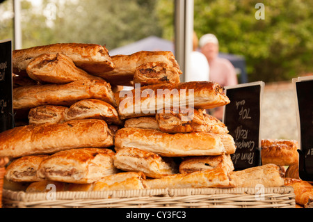 Sélection de produits de boulangerie Pains saucisse Banque D'Images