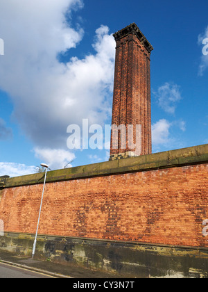 Cheminée à l'ancienne station de police et d'incendie à Manchester UK 4Rs Salford-manchester Banque D'Images