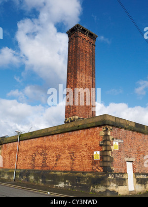 Cheminée à l'ancienne station de police et d'incendie à Manchester UK 4Rs Salford-manchester Banque D'Images