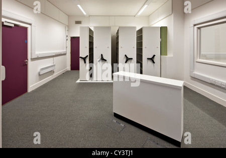 Nouvelle chambre Radcliffe, Jéricho Health Centre, Oxford, Royaume-Uni. Architecte : Hawkins Brown Architectes s.r.l., 2012. Records offic Banque D'Images