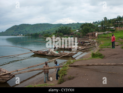 Le Lac Kivu bateaux traditionnels - Rwanda Banque D'Images