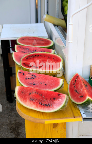 Melon d'eau fraîchement coupé Banque D'Images