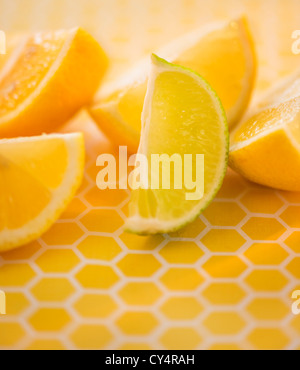 Studio shot of lemons Banque D'Images