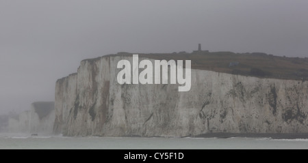 Falaises de craie de la Côte d'Albâtre près de Mers-les-Bains, Picardie, France Banque D'Images