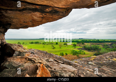 Vue depuis les zones humides dans l'Ubirr Rock. Banque D'Images