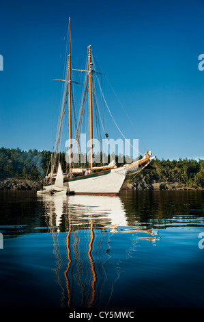 La goélette historique Zodiac ancré à Shaw Island dans les îles San Juan de la région de Puget Sound dans l'État de Washington, USA. Banque D'Images