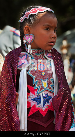 Portrait d'une jeune fille indienne Chumash. Banque D'Images