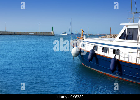 Formentera island marina La Savina dans îles Baléares d'Espagne Banque D'Images