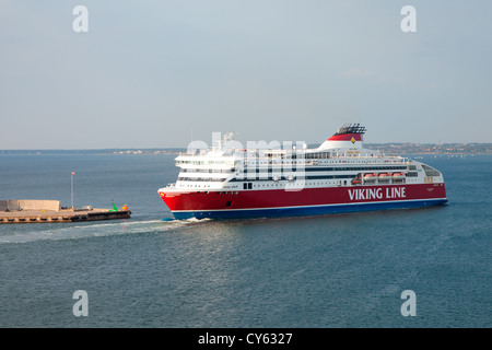 Editorial ** Tallinn, Estonie - Sep 11, 2012 : Ligne Viking XPRS cruiseferry sortir du port de Tallinn Banque D'Images