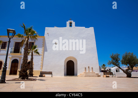 Sant Francesc Javier église blanche à Formentera à Iles Baléares Banque D'Images