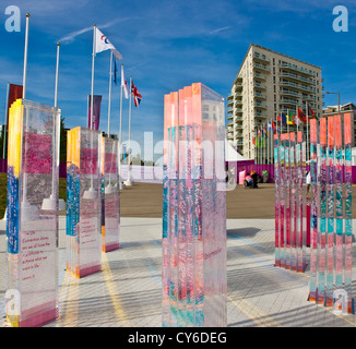 Message Signature wall à Londres 2012 Jeux olympiques paralympiques village Europe Angleterre Stratford Banque D'Images