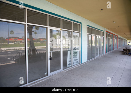 Centre commercial vide vacant à Kissimmee, Floride usa Banque D'Images