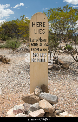 Pierre tombale EN BOIS CIMETIÈRE DE BOOT HILL Comté de Cochise TOMBSTONE ARIZONA USA Banque D'Images