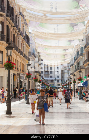 L'un des principaux quartiers commerçants de Malaga. L'expérience client. 'Calle Marques de Larios' . Malaga espagne. Banque D'Images