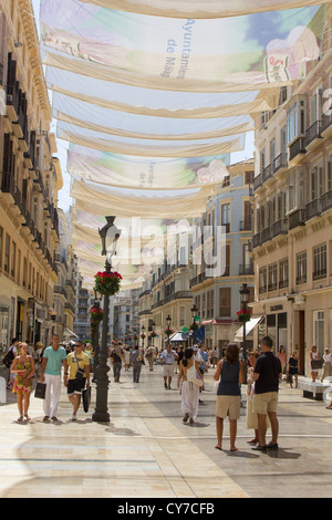 L'un des principaux quartiers commerçants modernes de Malaga cités. L'expérience client. 'Calle Marques de Larios' . Malaga espagne. Banque D'Images