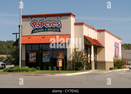 Vue extérieure d'un restaurant de restauration rapide Popeye's, États-Unis. Banque D'Images
