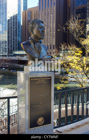 Buste de Jean-Baptiste Pointe DuSable, fondateur de Chicago. Cour de Pioneer, Michigan Avenue. Erik sculpteur biome. Banque D'Images