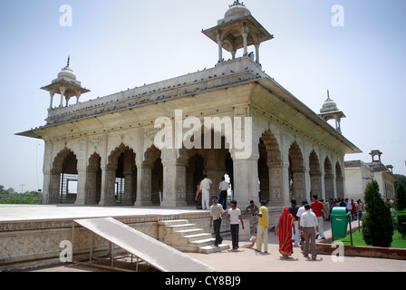 L'intérieur du Rang Mahal Fort Rouge (Lal Qila) dans la région de Old Delhi, Delhi, Inde Banque D'Images