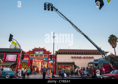 Un décor de cinéma en pleine production à Los Angeles Chinatown. Banque D'Images