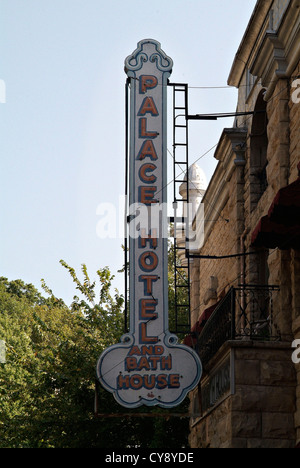 Eureka Springs Arkansas USA Victorienne Historique spa resort town et une attraction touristique dans les monts Ozark. Palace Hotel Banque D'Images