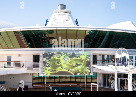 Bateau de croisière à bord de l'activité Banque D'Images