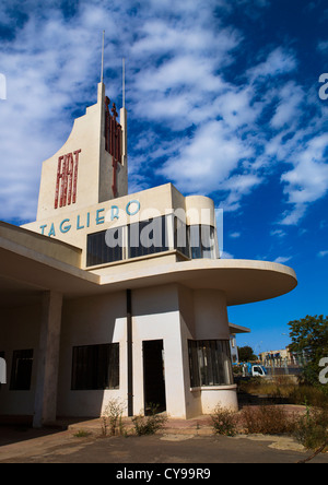 Garage Fiat Tagliero à Asmara, Erythrée Banque D'Images