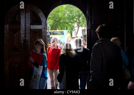 Entrée principale de Trinity College de Dublin, Irlande Banque D'Images