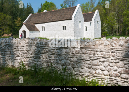 Pays de Galles, St Fagans National History Museum, l'église St.Teilo date de 1100, reconstruit à circa 1520 Banque D'Images