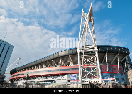 Pays de Galles, Cardiff, Millennium Stadium, l'affichage bilingue en anglais et gallois Banque D'Images