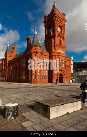 Pierhead Building, old custom house maintenant des autorités portuaires de Cardiff Bay Cardiff Wales UK. Banque D'Images