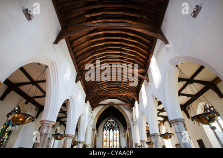 Intérieur de St Peters par le bord de l'Ipswich Suffolk Angleterre Banque D'Images