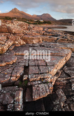 La petite ville côtière de Achininver sur la côte nord-ouest de l'Ecosse. Banque D'Images