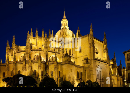 Cathédrale de Ségovie,Vue de nuit. Banque D'Images