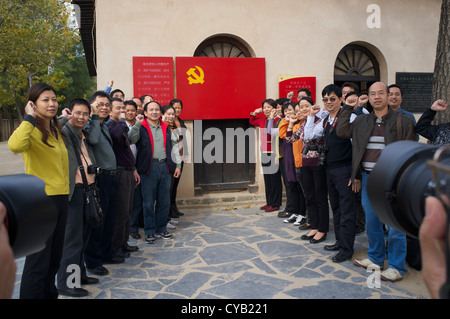 Les touristes chinois visiter Xibaipo, l'un des points chauds du tourisme rouge en Chine. 23-Oct-2012 Banque D'Images