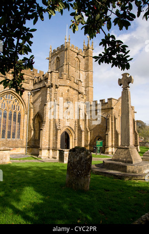 Crewkerene, une petite ville de Somerset England UK église St Bartholomews Banque D'Images