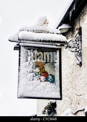Le Prince Blucher Pub après une importante chute de neige - Twickenham, Angleterre Banque D'Images