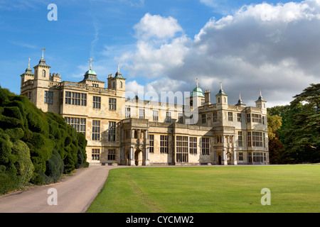 Audley End House et jardins en Essex, Angleterre. Banque D'Images