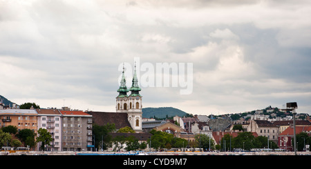 Le Buda du Danube au sud de l'île Margaret vu de l'organisme nuisible. Banque D'Images