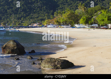 Vila do Abraao, Ilha Grande, l'État de Rio de Janeiro, Brésil Banque D'Images