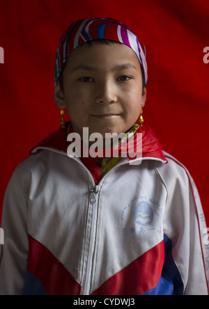 Jeune Jeune Fille ouïghoure, Keriya, Vieille Ville, de la région autonome ouïghoure du Xinjiang, Chine Banque D'Images