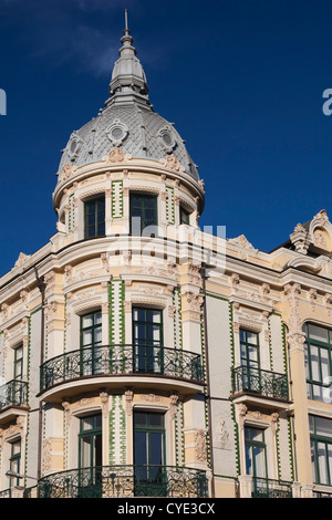 L'Espagne, région des Asturies, Asturies Province, Llanes, bâtiments Harbourfront Banque D'Images