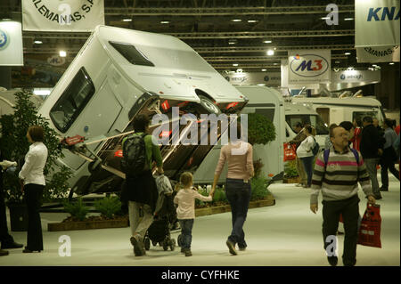 Principales Barcelone Xavier Trias inaugure le salon camping Caravaning Banque D'Images