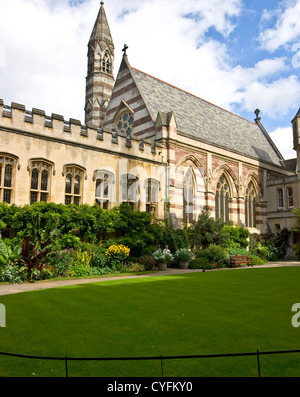 Au Balliol College Chapel et avant l'Europe Angleterre Oxfordshire Oxford quadrangle Banque D'Images