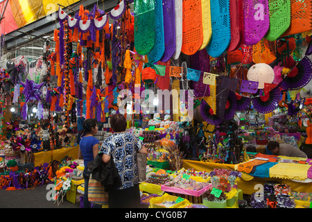 Día de los Muertos Marchandises sur cale au marché de la Jamaïque à Mexico DF Banque D'Images