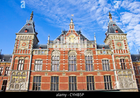 La gare centrale d'Amsterdam Banque D'Images