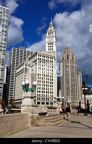 Wrigley Building sur les toits de la ville, Chicago, Illinois, l'Amérique Banque D'Images