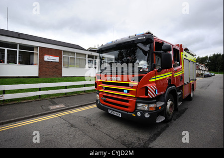Les feuilles d'un moteur de pompiers de Pontypridd, dans le sud du Pays de Galles UK Banque D'Images