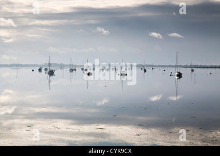 Chicester Harbour de Thorney Island ; looking towards Hayling Island ; UK Banque D'Images