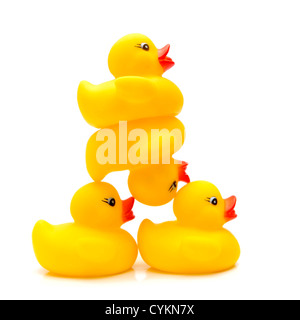 Canards en plastique jaune Banque D'Images